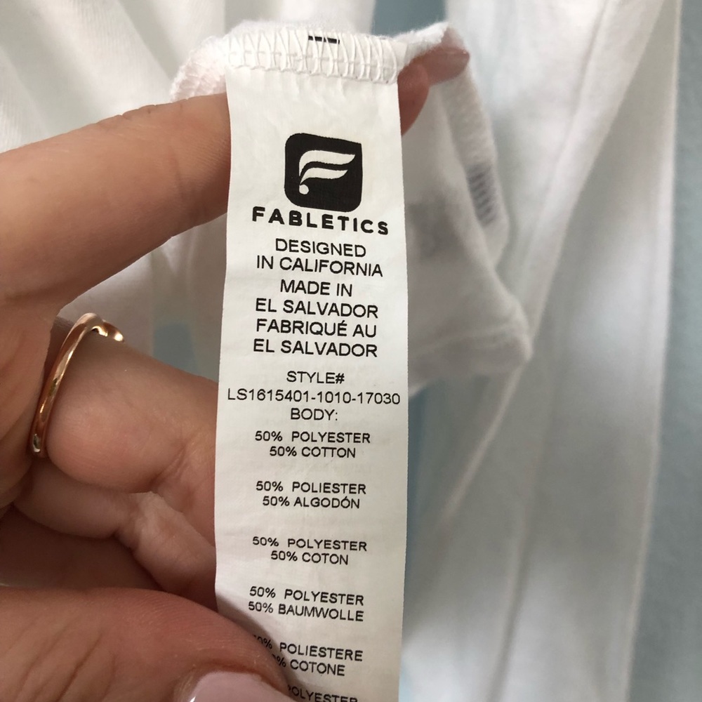 Fabletics • White Open Back Long Sleeve Tee NWT - Picture 5 of 8